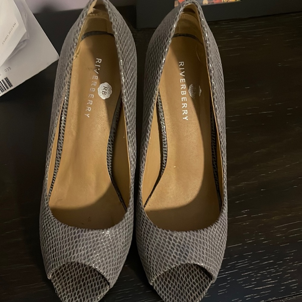 Women’s high heels